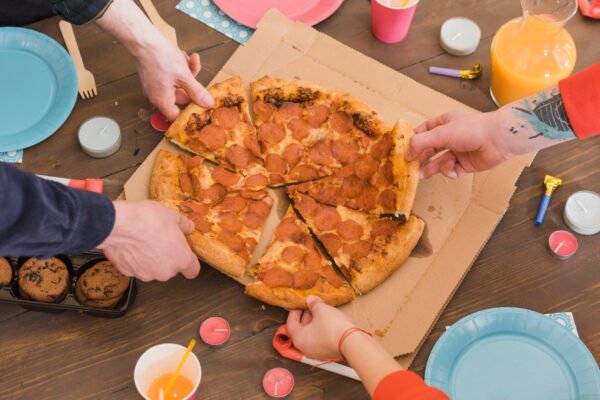 Knight's Pizza Feast